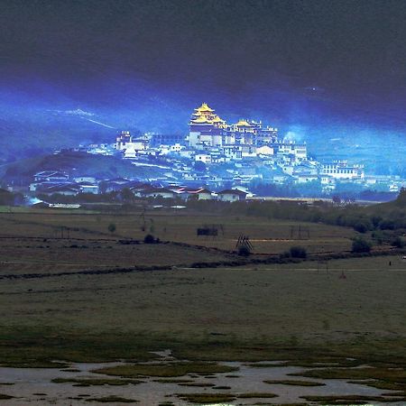 Energy Space Healing Inn Шангри Ла Екстериор снимка