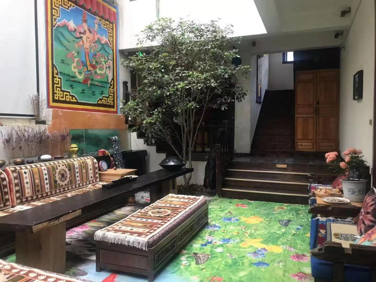 Energy Space Healing Inn Шангри Ла Екстериор снимка