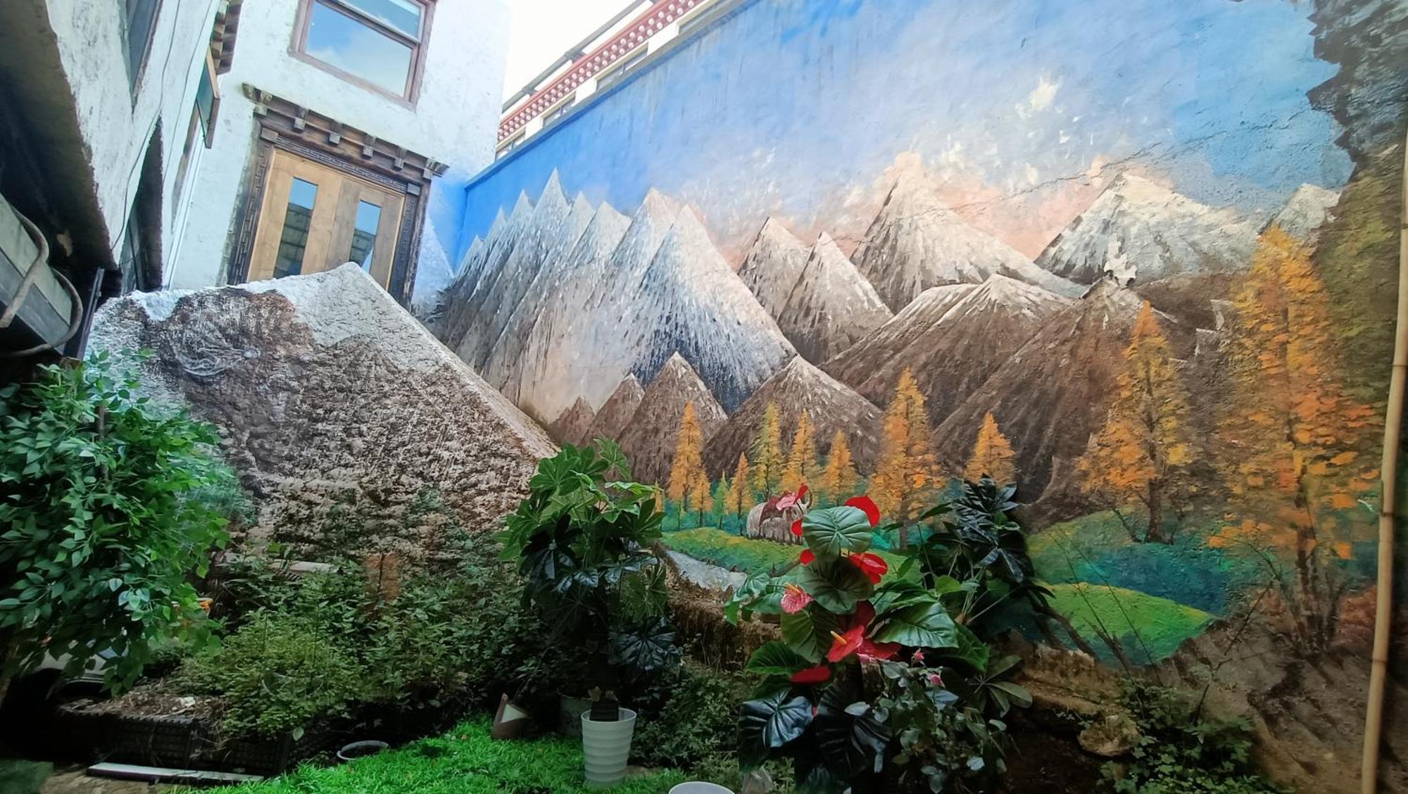 Energy Space Healing Inn Шангри Ла Екстериор снимка