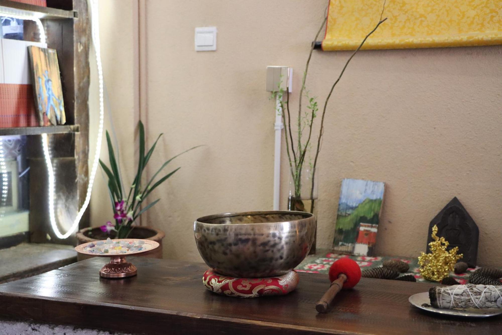 Energy Space Healing Inn Шангри Ла Екстериор снимка
