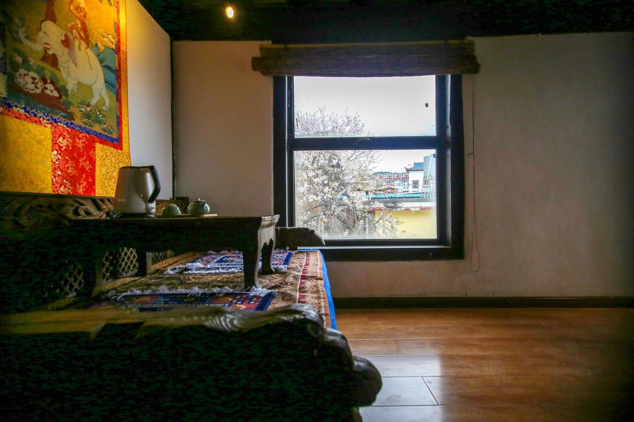 Energy Space Healing Inn Шангри Ла Екстериор снимка