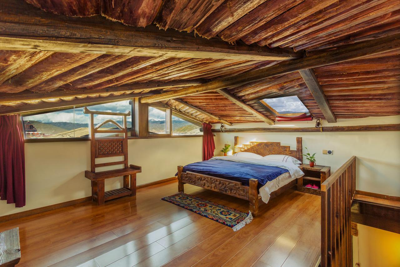 Energy Space Healing Inn Шангри Ла Екстериор снимка